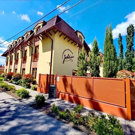 Jolan Pension & Restaurant Cicov Екстериор снимка