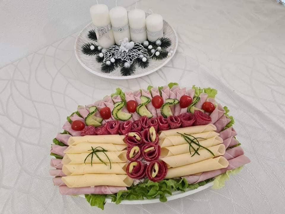 Jolan Pension & Restaurant Cicov Екстериор снимка
