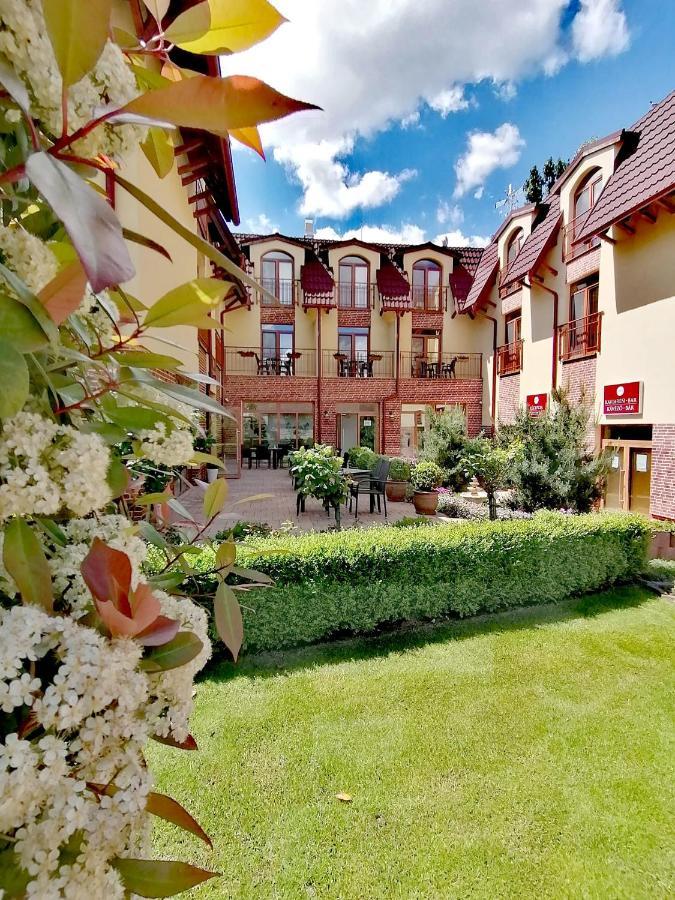 Jolan Pension & Restaurant Cicov Екстериор снимка