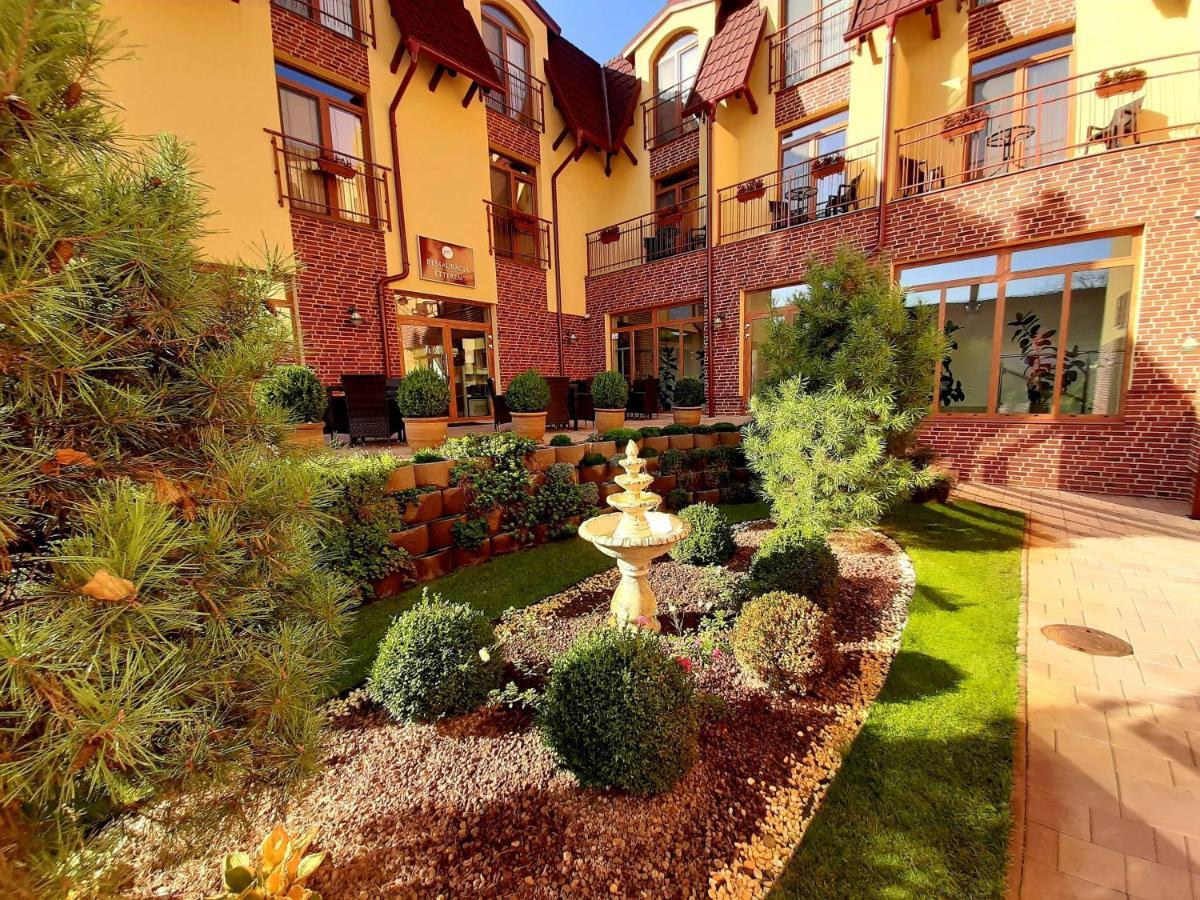 Jolan Pension & Restaurant Cicov Екстериор снимка