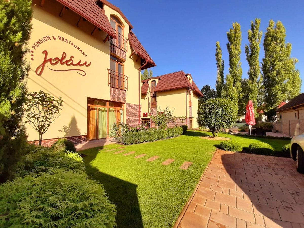 Jolan Pension & Restaurant Cicov Екстериор снимка